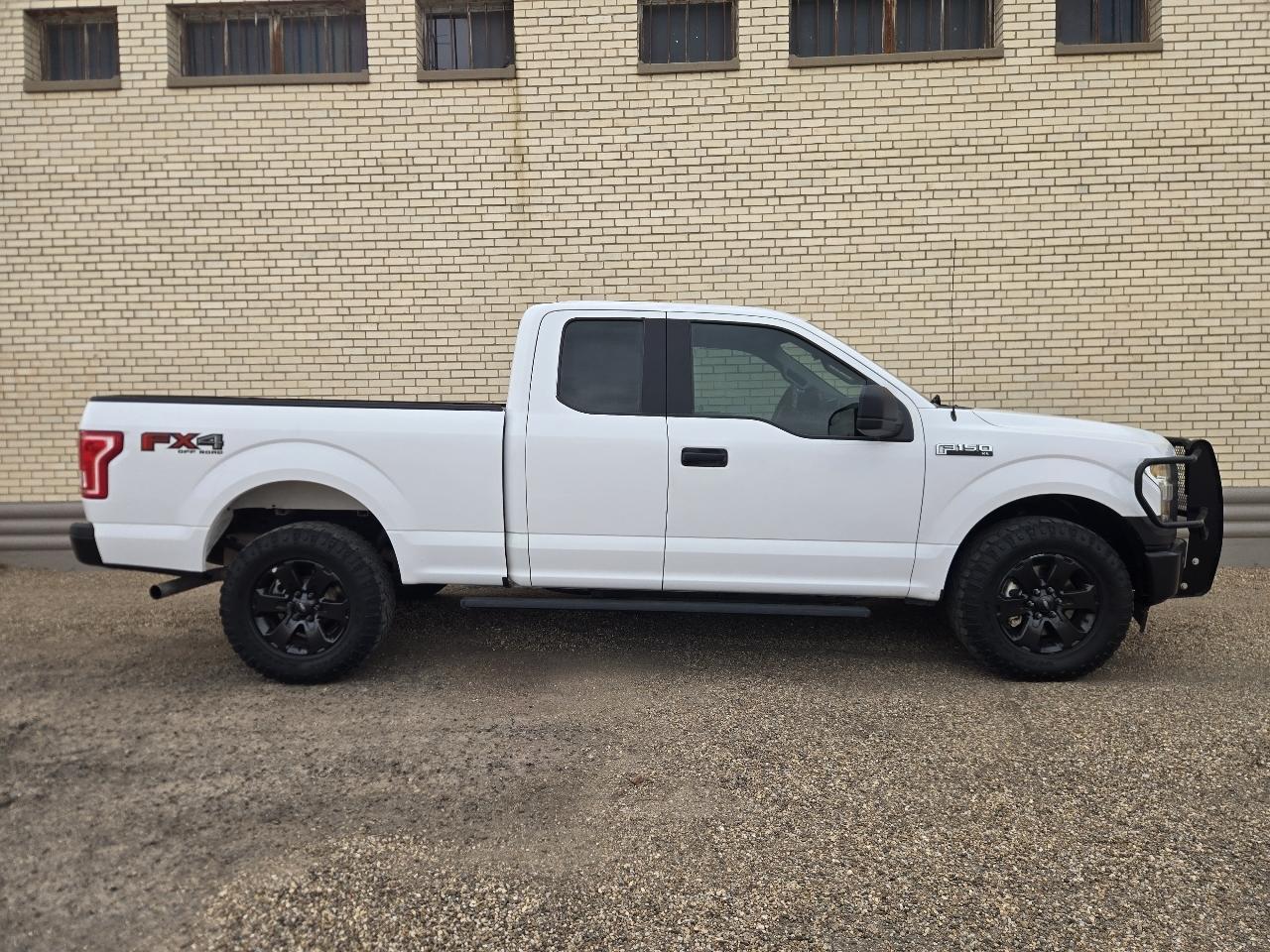 Ford F-150 XL SuperCab 4WD 2017