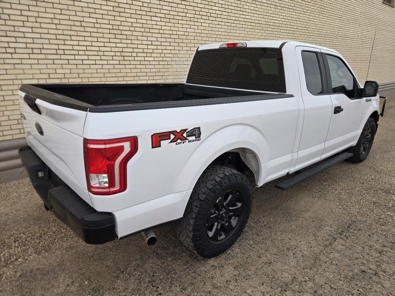 Ford F-150 XL SuperCab 4WD 2017