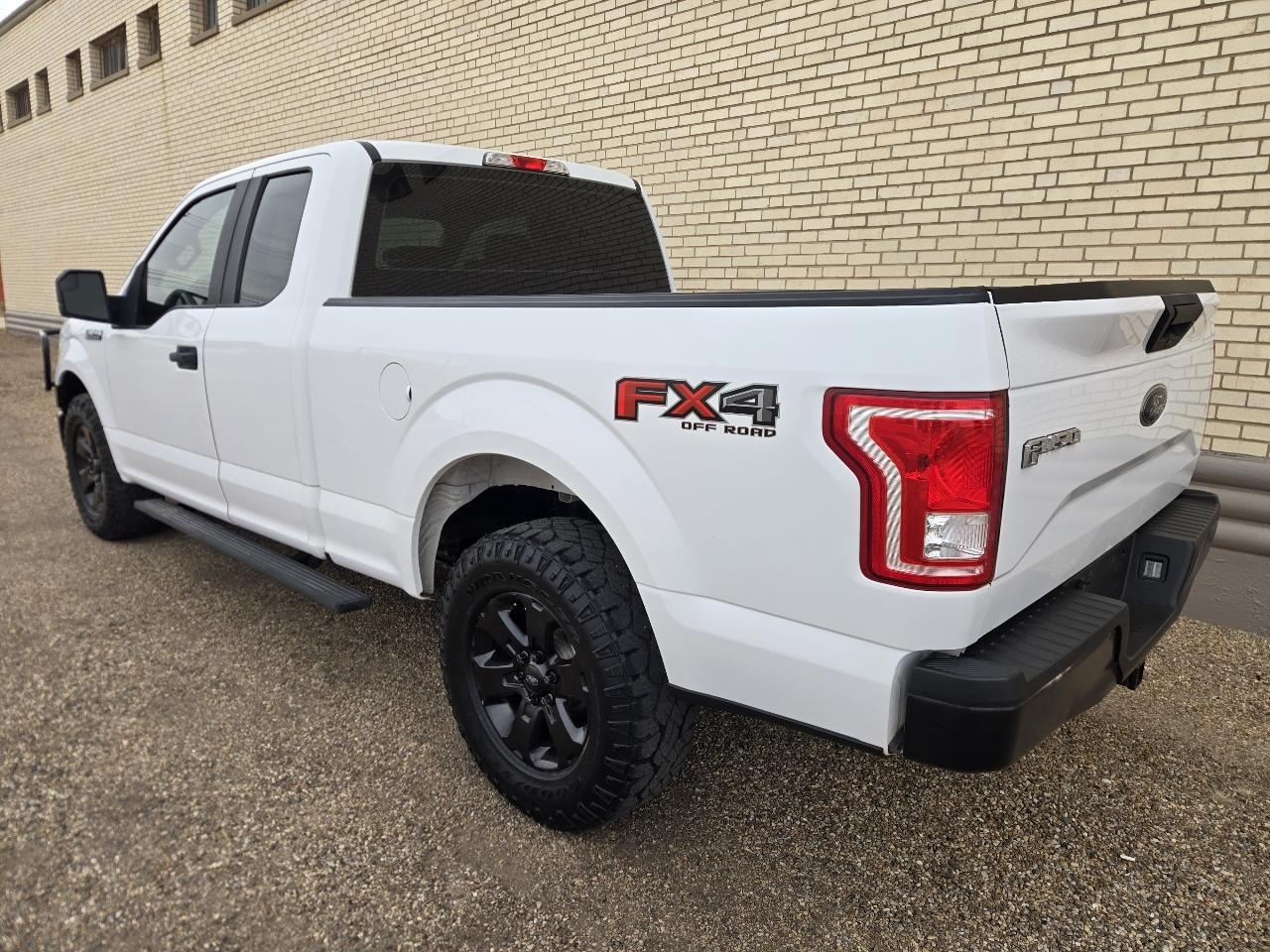 Ford F-150 XL SuperCab 4WD 2017