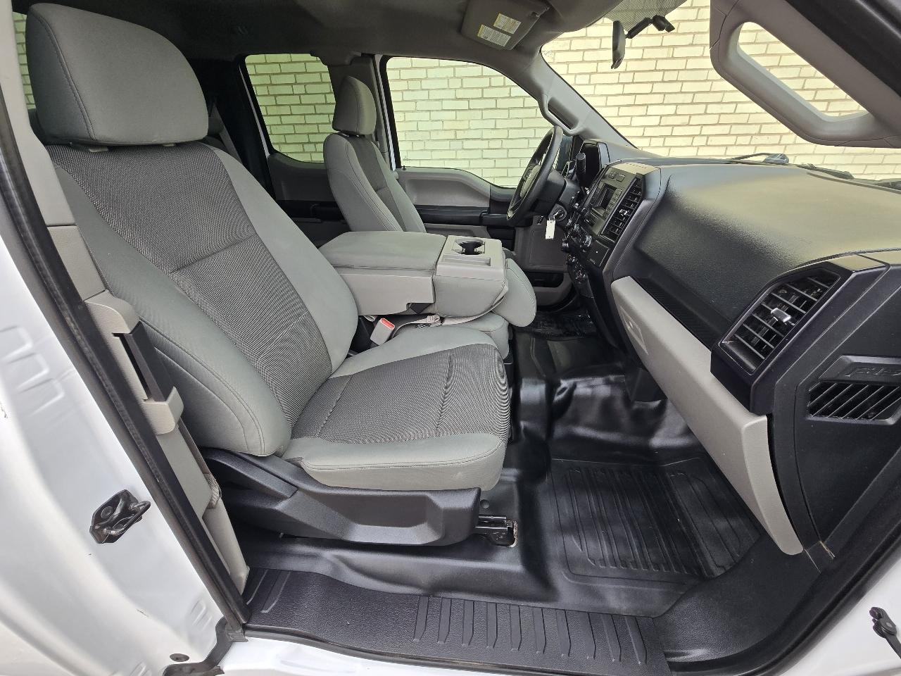 Ford F-150 XL SuperCab 4WD 2017