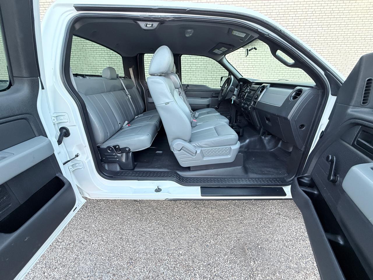 Ford F-150 4WD SuperCab 145" Lariat 2013