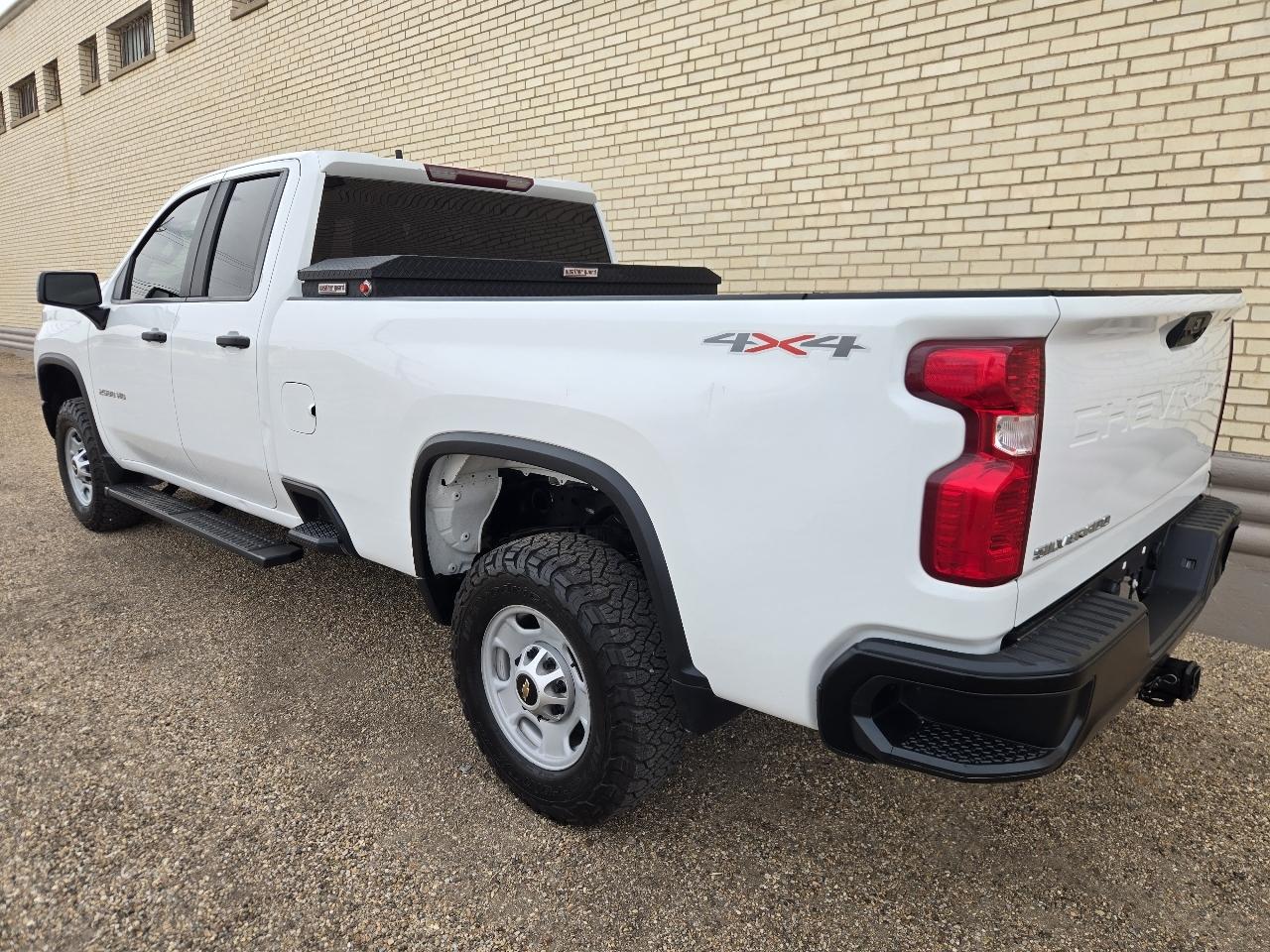 Chevrolet Silverado 2500HD Work Truck Double Cab Long Box 4WD 2023