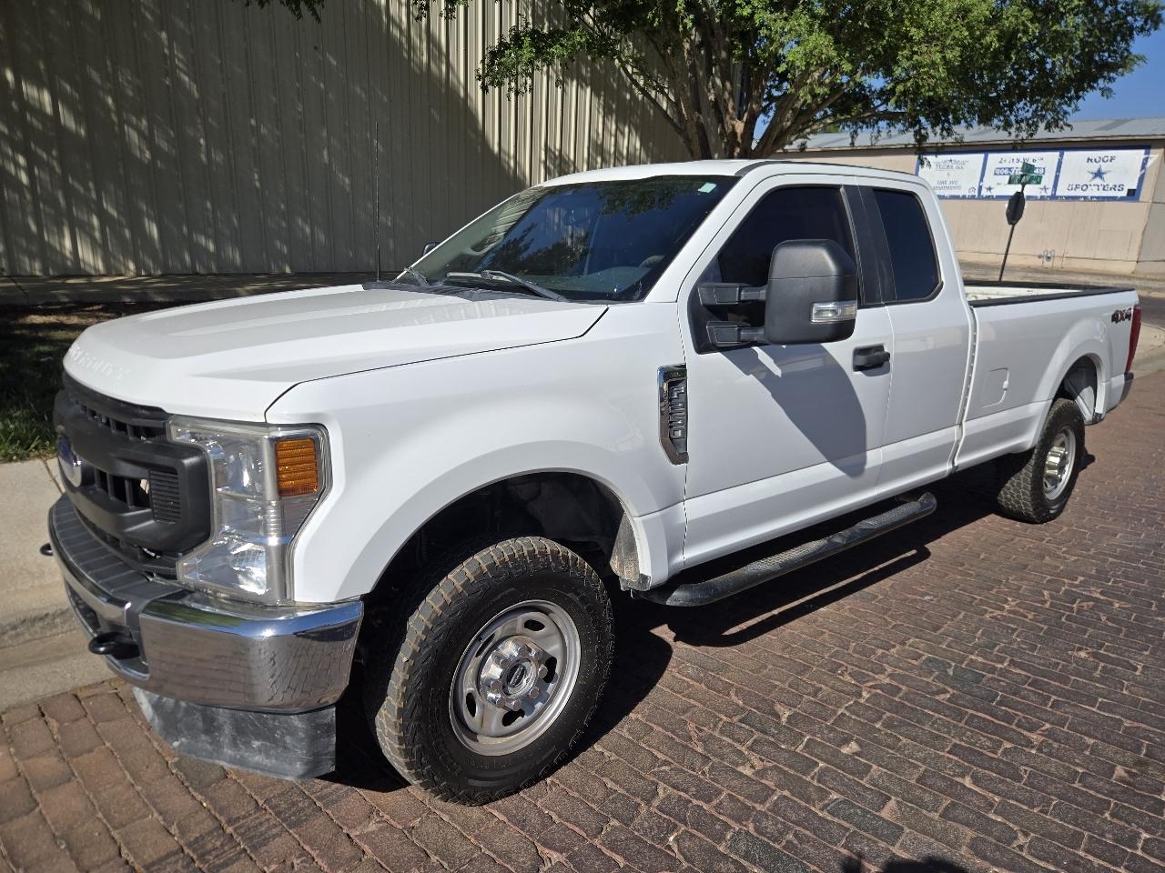 Ford Super Duty F-250 SRW XL 4WD SuperCab 8' Box 2022