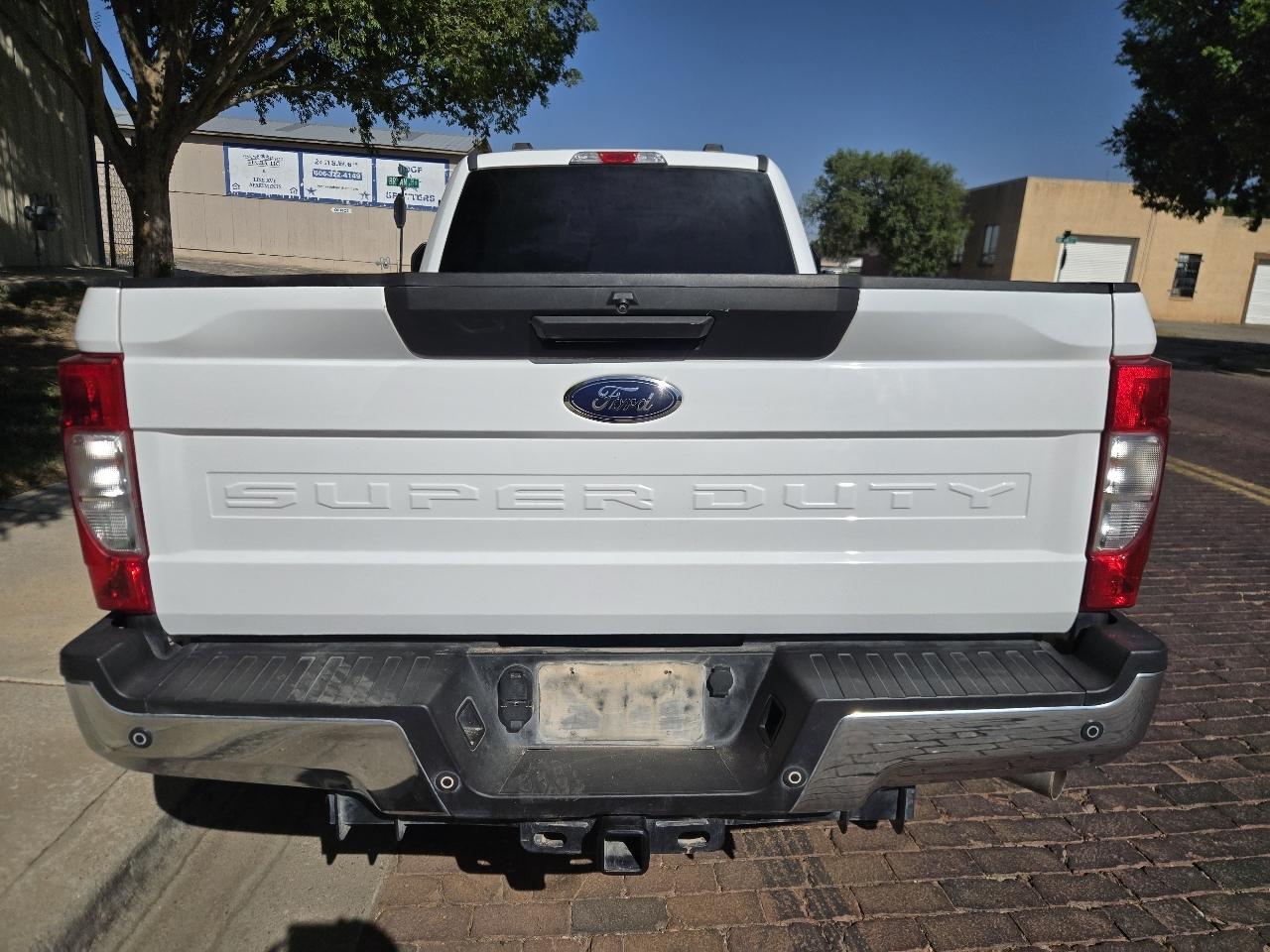 Ford Super Duty F-250 SRW XL 4WD SuperCab 8' Box 2022