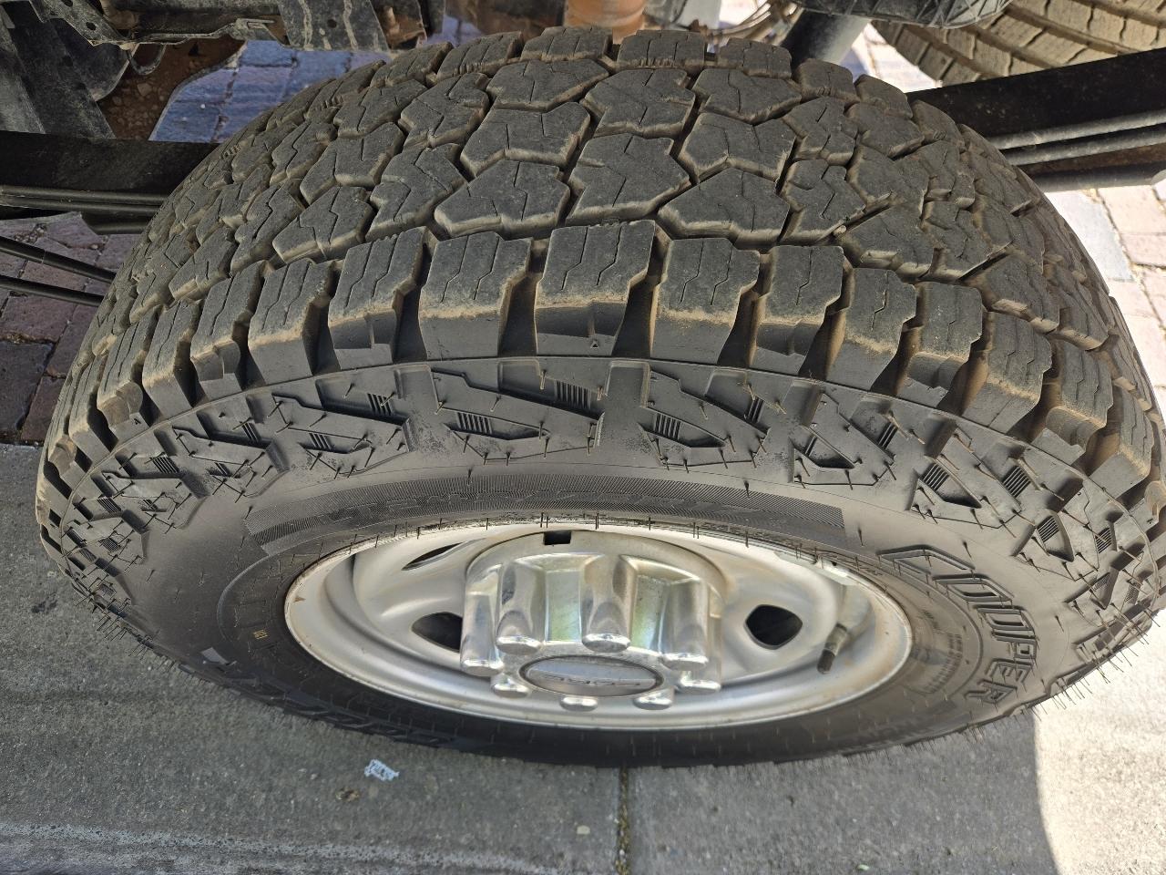 Ford Super Duty F-250 SRW XL 4WD SuperCab 8' Box 2022