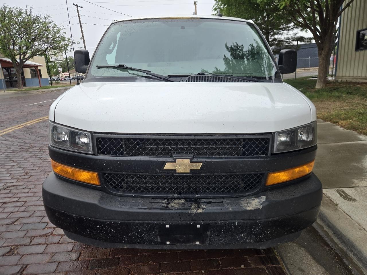 Chevrolet Express Cargo Van RWD 2500 135" 2022