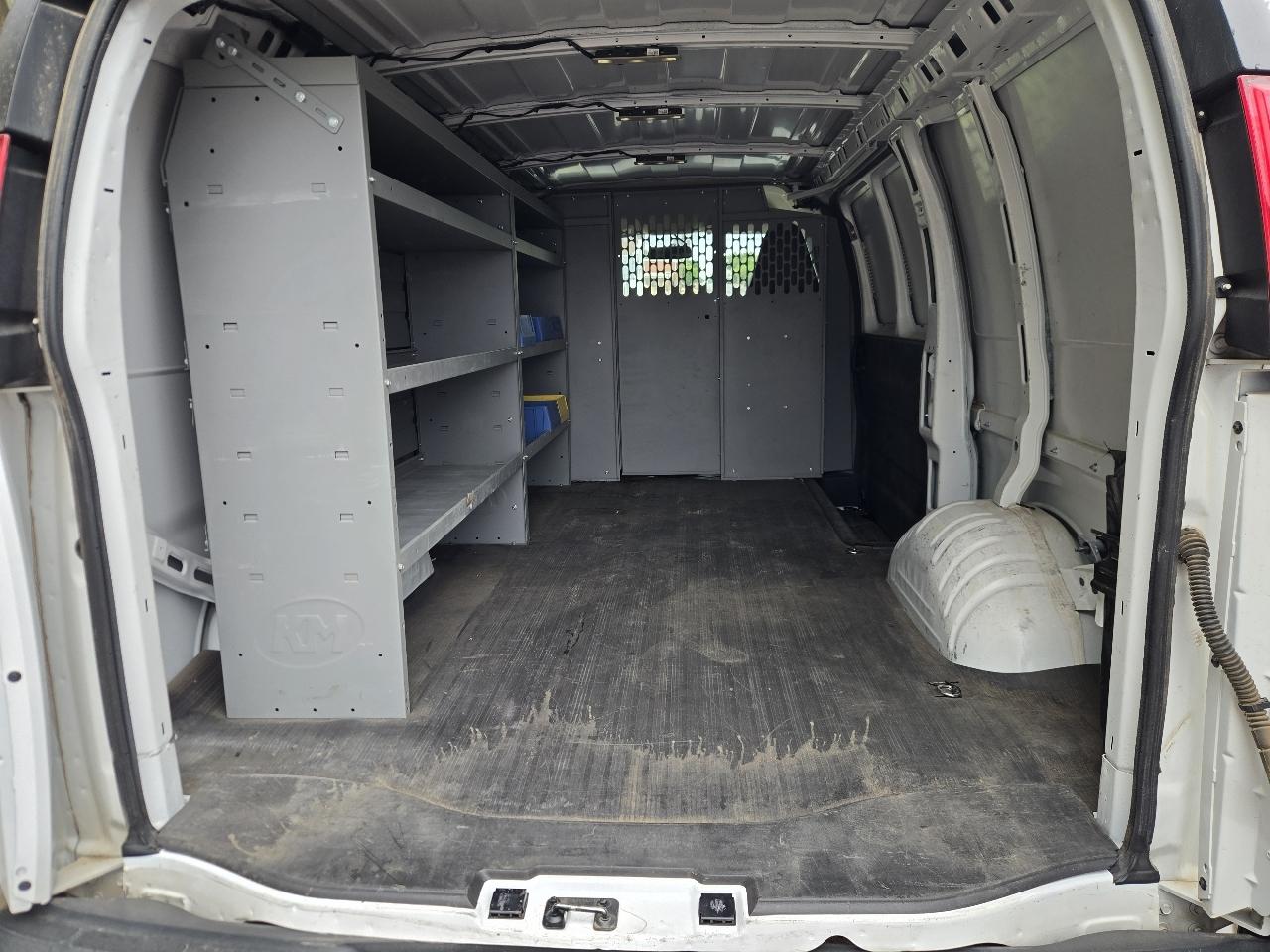 Chevrolet Express Cargo Van RWD 2500 135" 2022