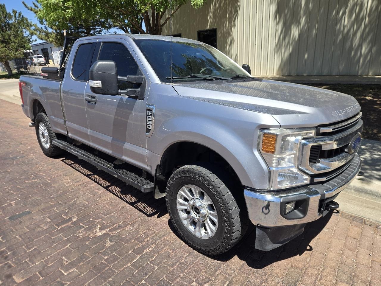 Ford Super Duty F-250 SRW XLT 4WD SuperCab 6.75' Box 2022