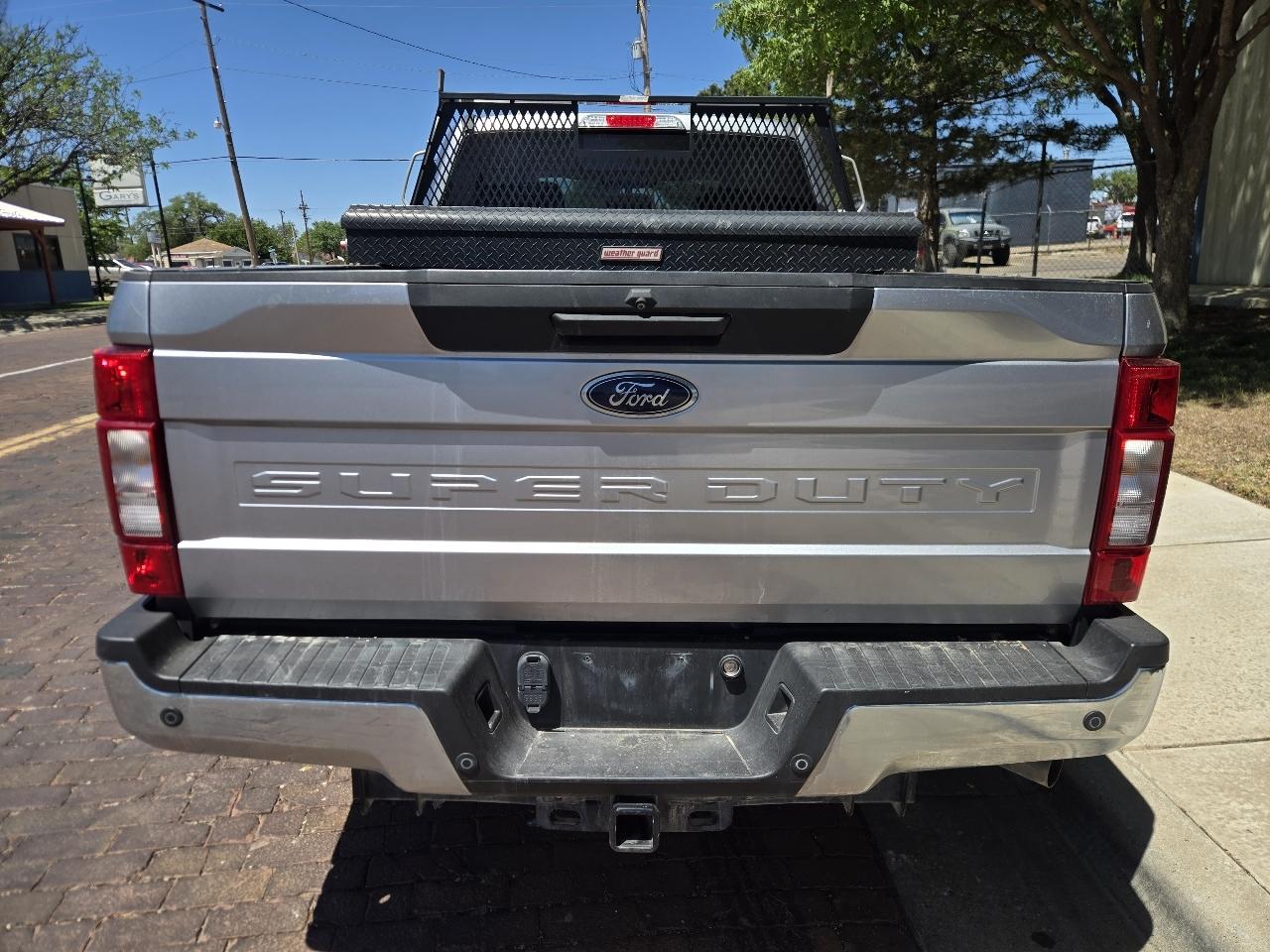 Ford Super Duty F-250 SRW XLT 4WD SuperCab 6.75' Box 2022