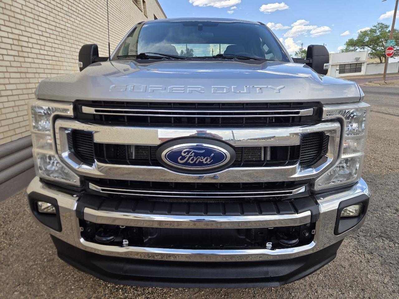 Ford Super Duty F-250 SRW XLT 4WD SuperCab 6.75' Box 2022