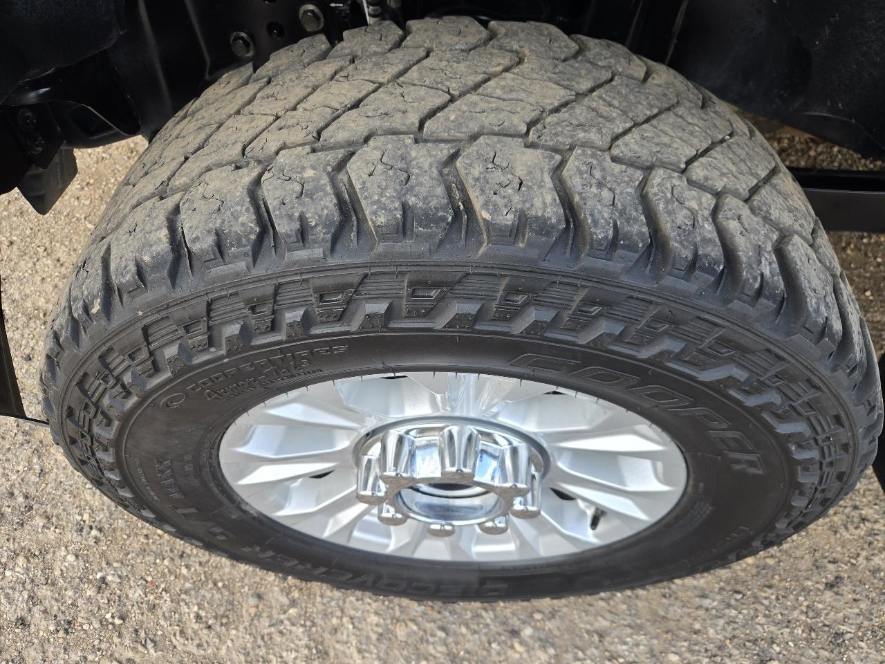 Ford Super Duty F-250 SRW XLT 4WD SuperCab 6.75' Box 2022