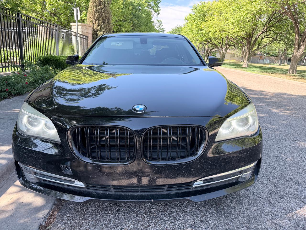 BMW 7 Series 4dr Sdn 740Li xDrive AWD 2014
