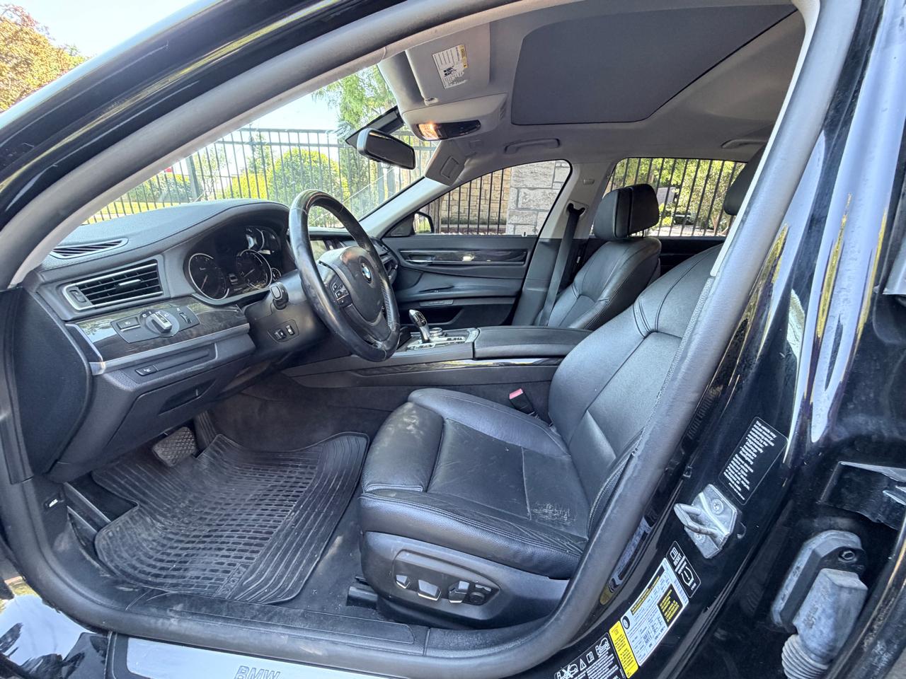 BMW 7 Series 4dr Sdn 740Li xDrive AWD 2014