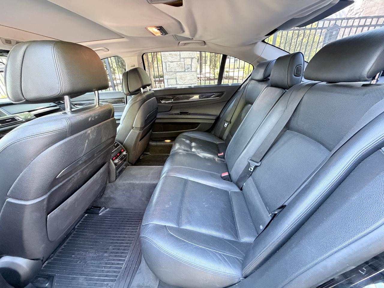 BMW 7 Series 4dr Sdn 740Li xDrive AWD 2014