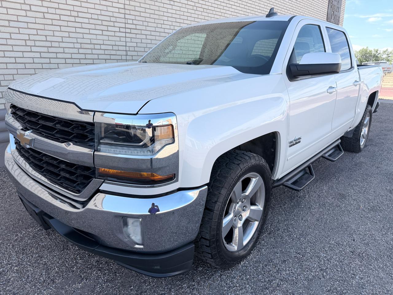 Chevrolet Silverado 1500 2WD Crew Cab 143.5" LT w/1LT 2018