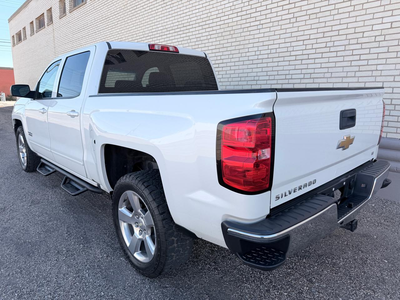Chevrolet Silverado 1500 2WD Crew Cab 143.5" LT w/1LT 2018