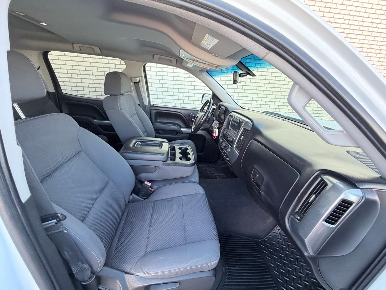 Chevrolet Silverado 1500 2WD Crew Cab 143.5" LT w/1LT 2018