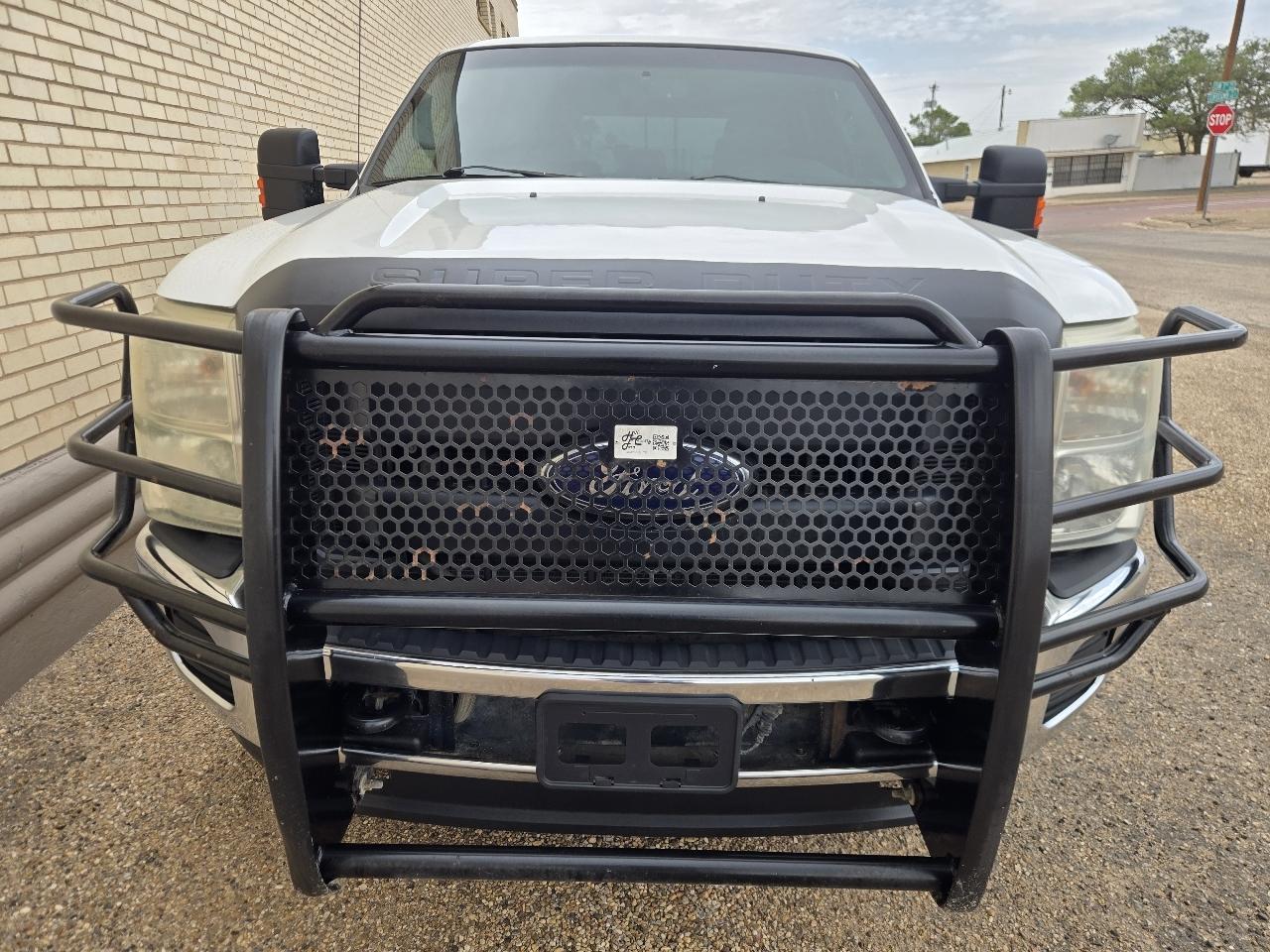 Ford Super Duty F-250 SRW XL 4WD Crew Cab 8' Box 2015
