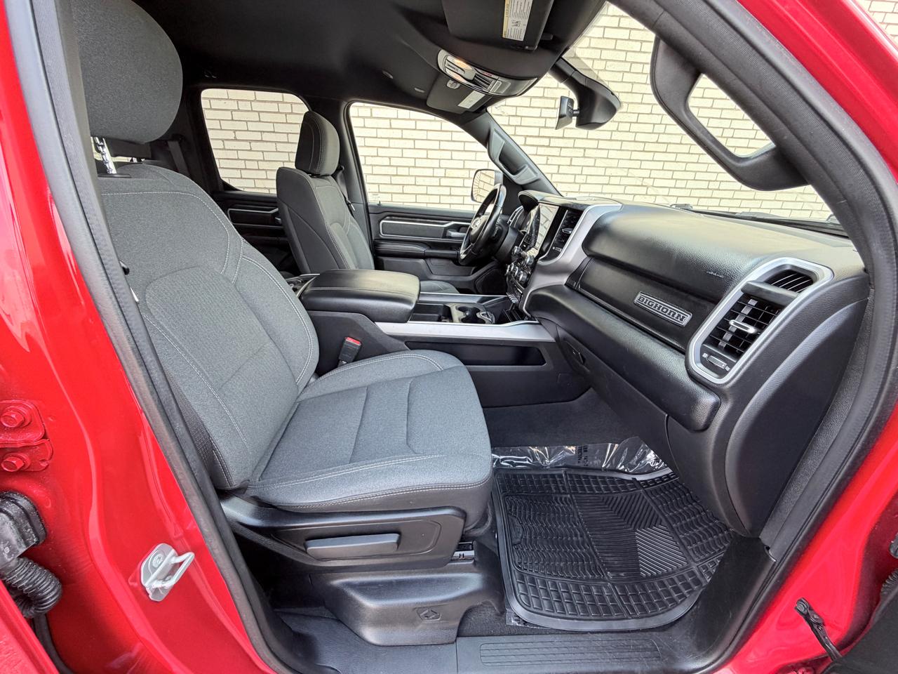 RAM 1500 Big Horn 2WD Quad Cab 2022