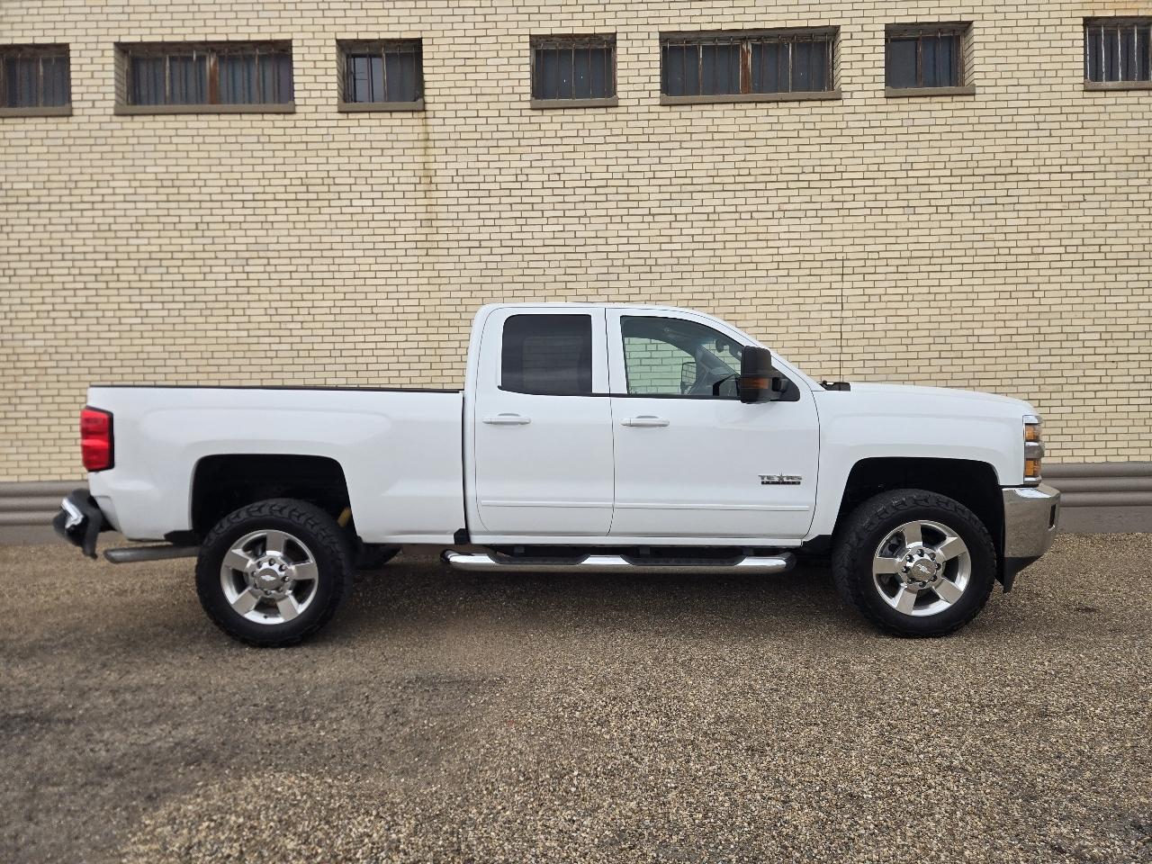 Chevrolet Silverado 2500HD LT Double Cab 4WD 2019