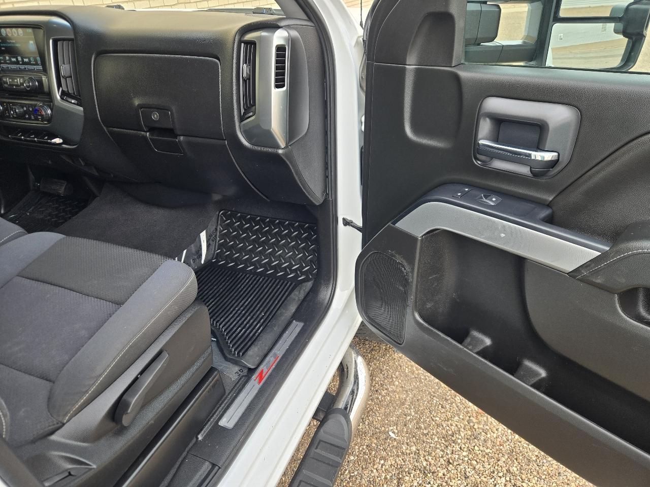 Chevrolet Silverado 2500HD LT Double Cab 4WD 2019