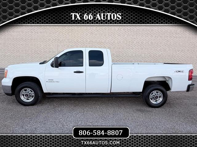 White 2009 GMC Sierra 2500HD Work Truck Ext. Cab 4WD Pickup Truck Four-Wheel Drive 6-Speed Automatic