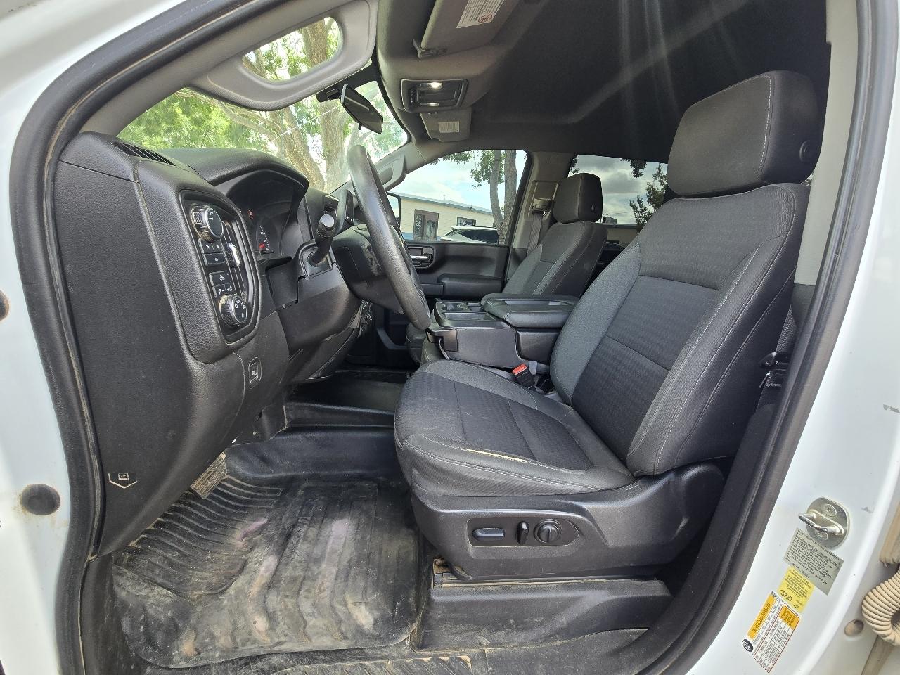 Chevrolet Silverado 2500HD Work Truck Crew Cab 4WD 2023
