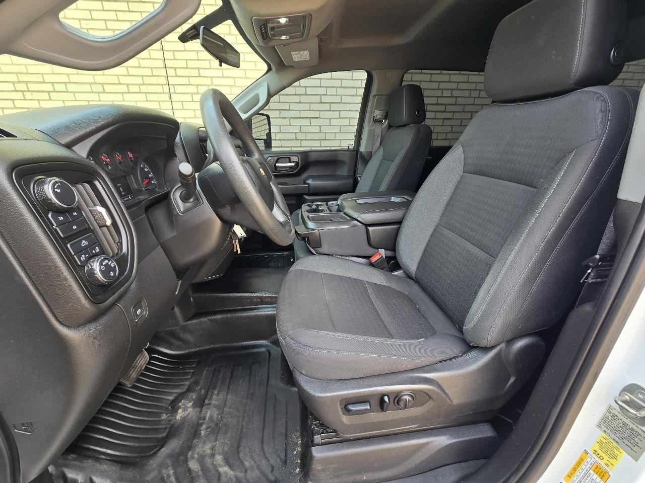 Chevrolet Silverado 2500HD Work Truck Crew Cab 4WD 2023