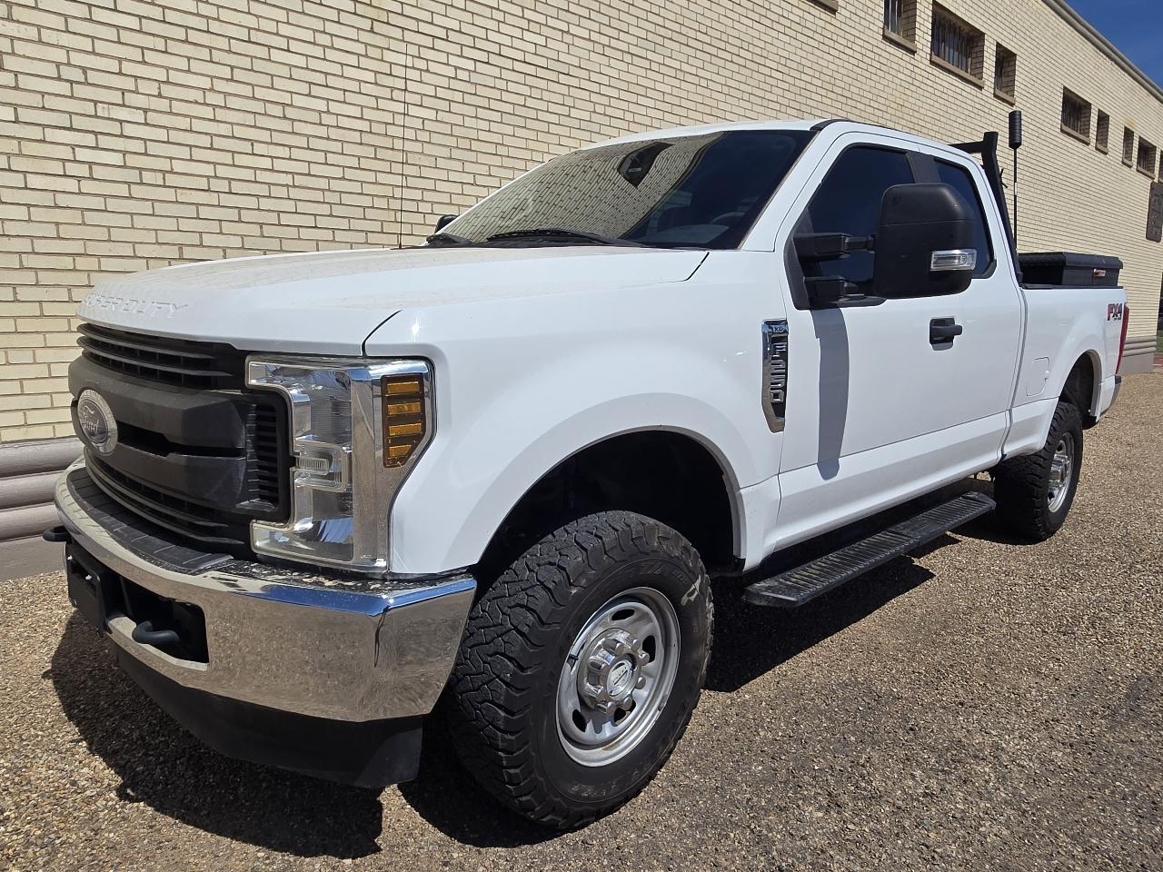 Ford Super Duty F-250 SRW XL 4WD SuperCab 6.75' Box 2019