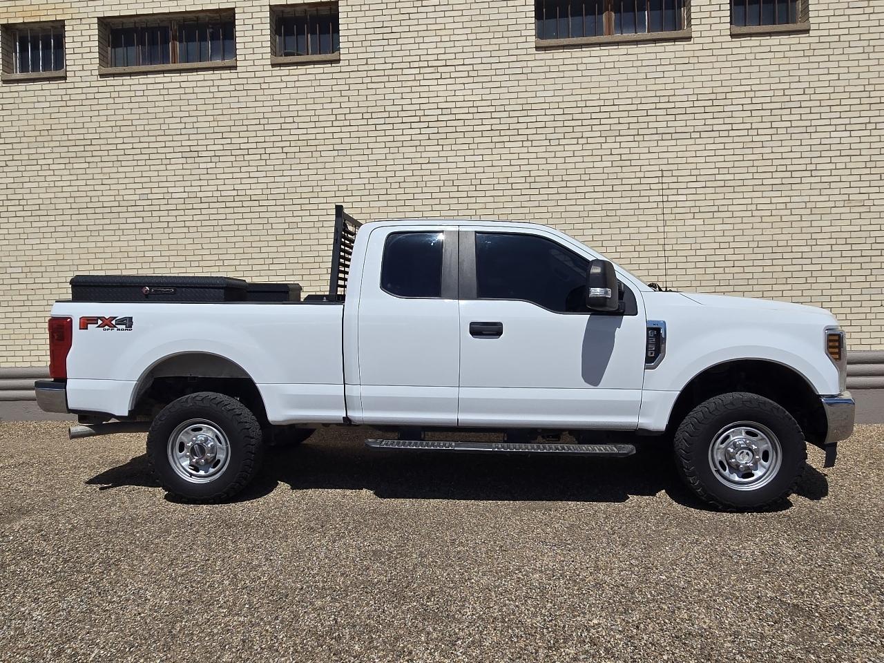 Ford Super Duty F-250 SRW XL 4WD SuperCab 6.75' Box 2019
