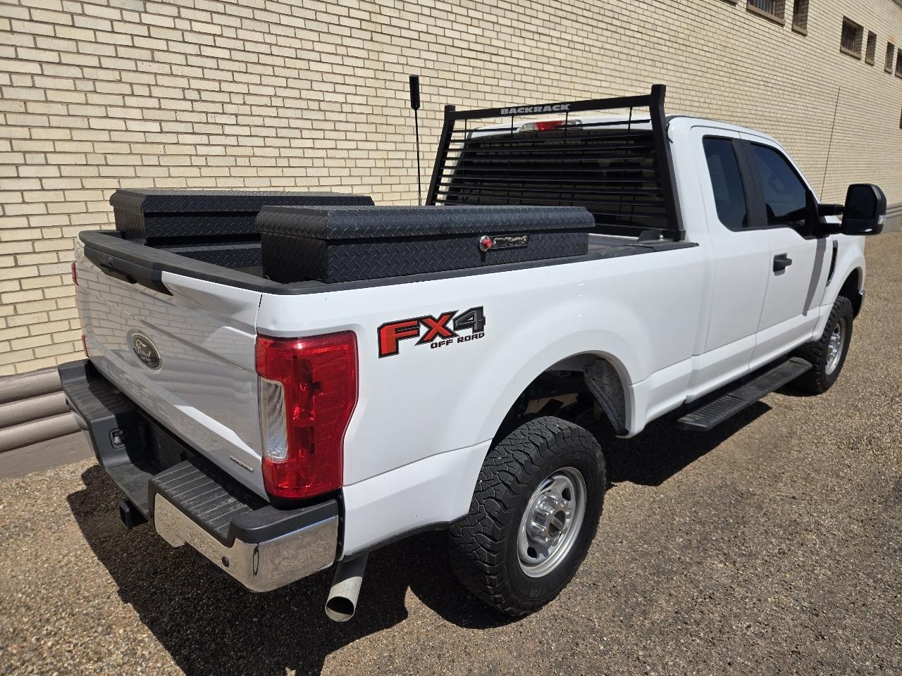 Ford Super Duty F-250 SRW XL 4WD SuperCab 6.75' Box 2019