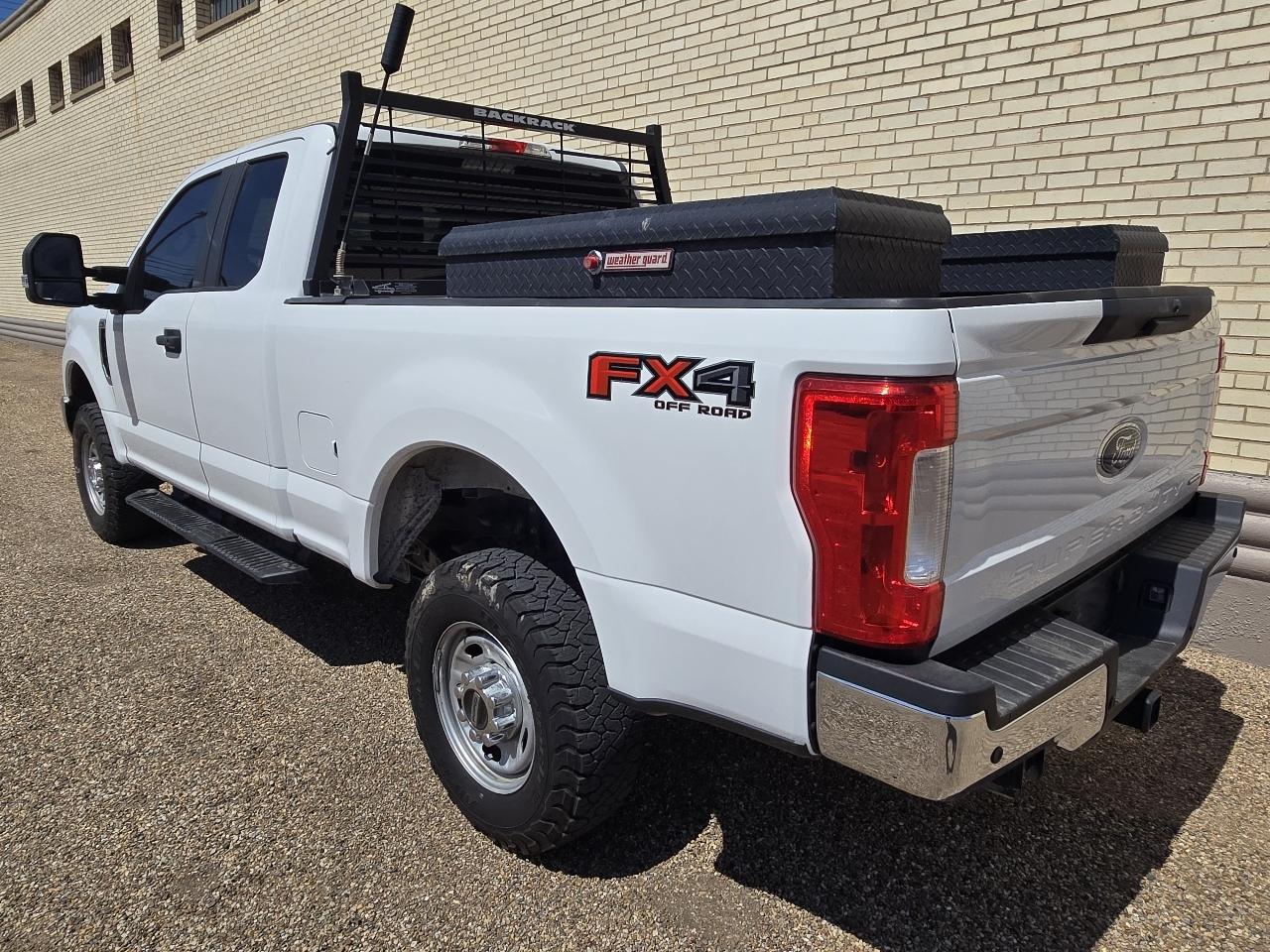 Ford Super Duty F-250 SRW XL 4WD SuperCab 6.75' Box 2019