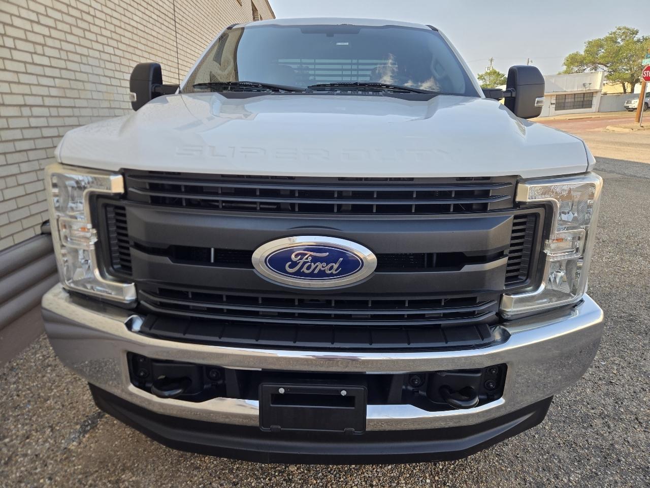 Ford Super Duty F-250 SRW XL 4WD SuperCab 6.75' Box 2019
