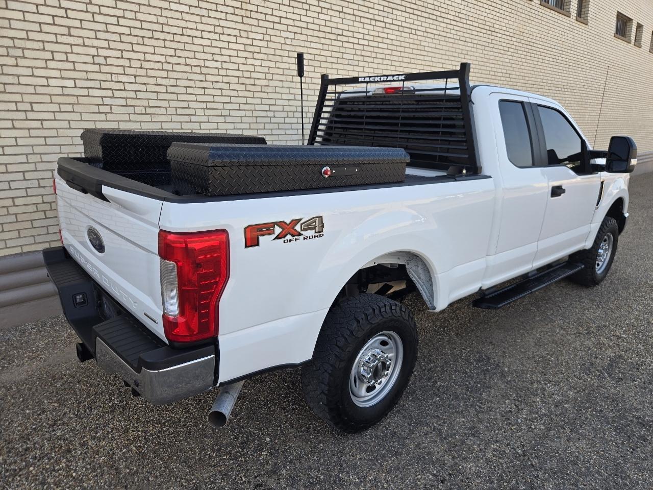 Ford Super Duty F-250 SRW XL 4WD SuperCab 6.75' Box 2019