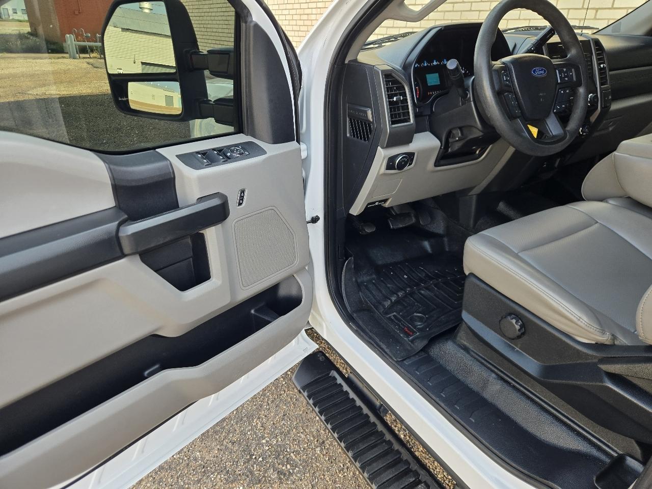 Ford Super Duty F-250 SRW XL 4WD SuperCab 6.75' Box 2019