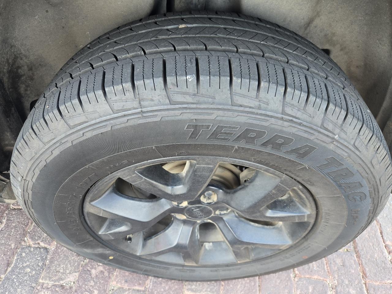 Jeep Cherokee 4WD 4dr Trailhawk 2015