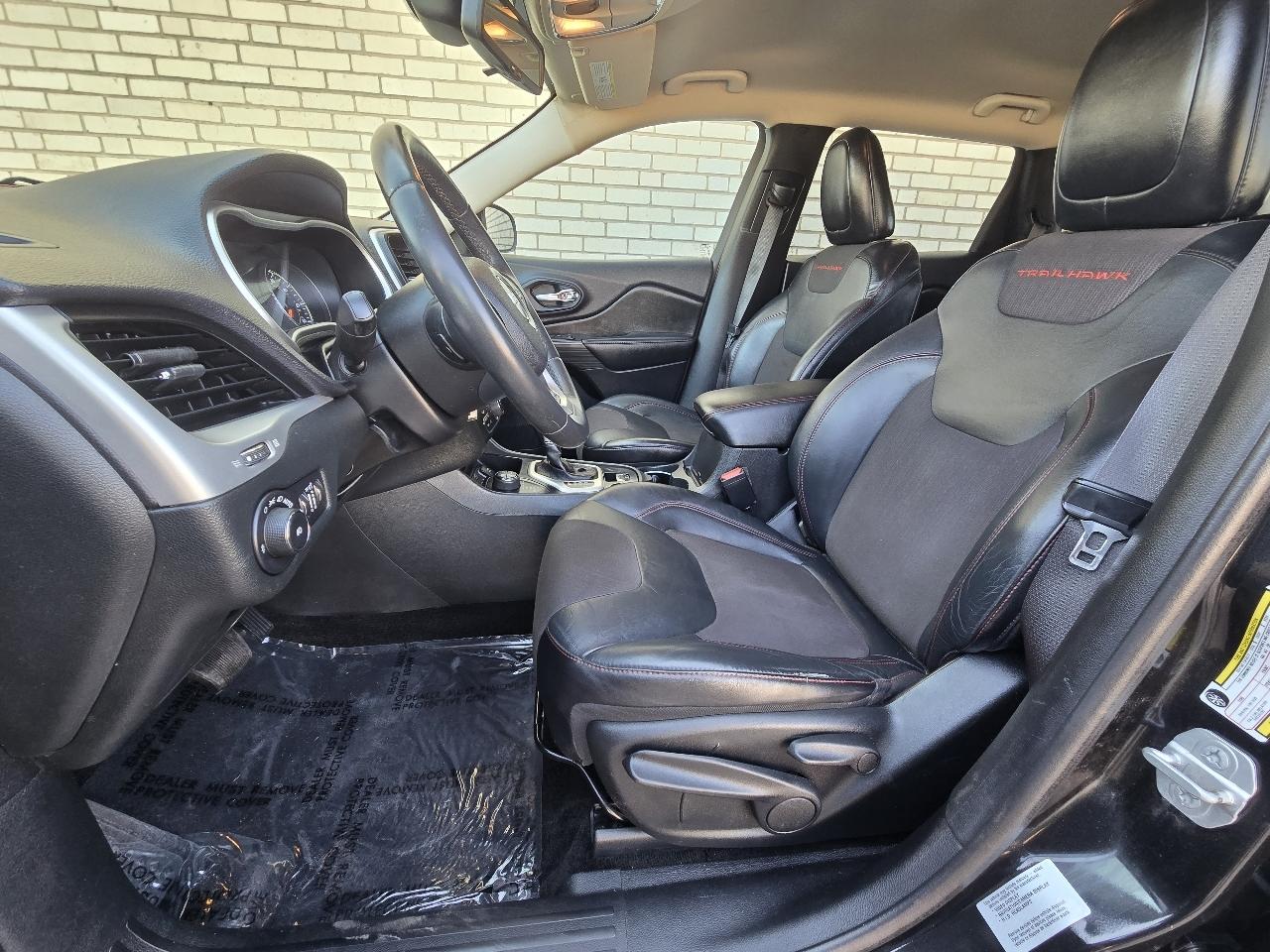 Jeep Cherokee 4WD 4dr Trailhawk 2015