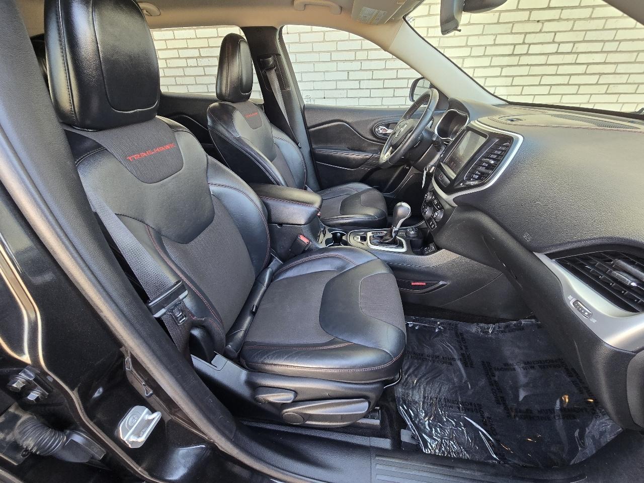 Jeep Cherokee 4WD 4dr Trailhawk 2015