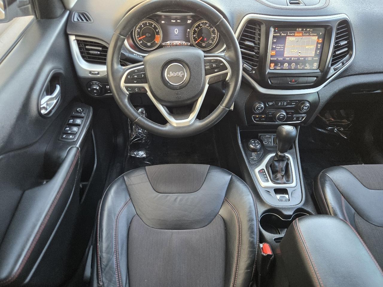 Jeep Cherokee 4WD 4dr Trailhawk 2015