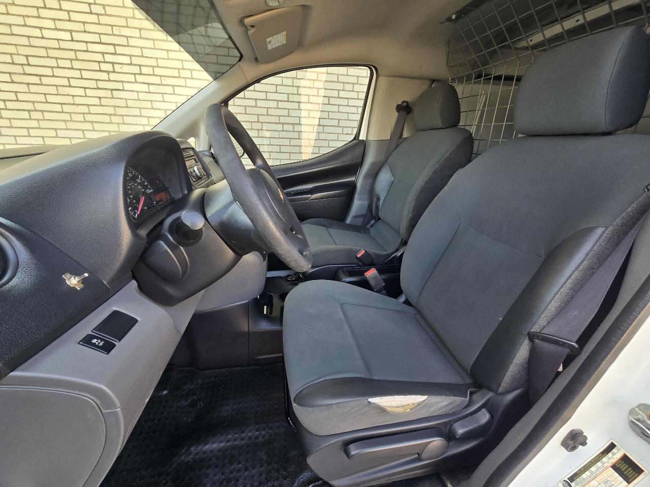 Chevrolet City Express Cargo Van FWD 115" LS 2015