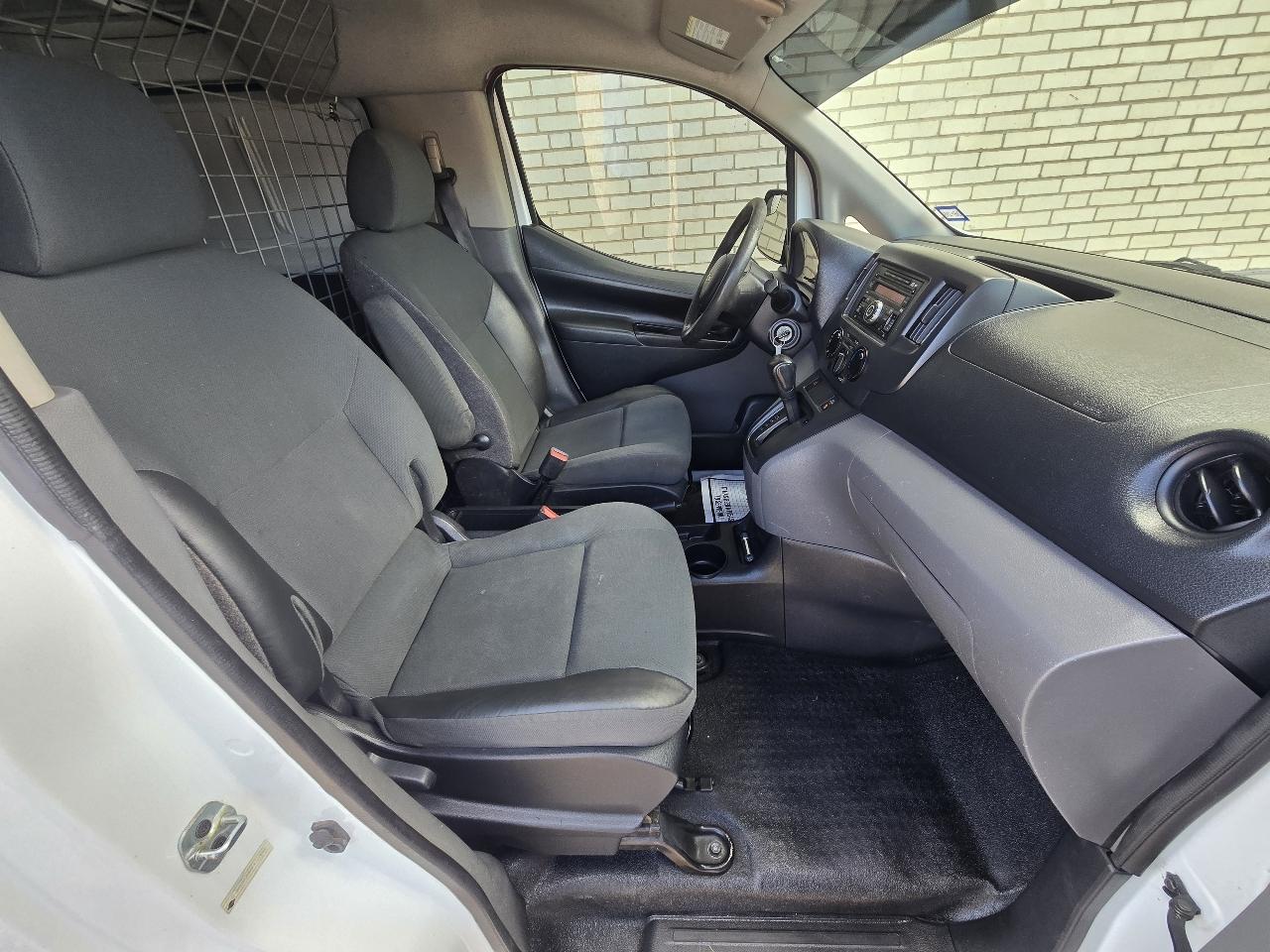Chevrolet City Express Cargo Van FWD 115" LS 2015