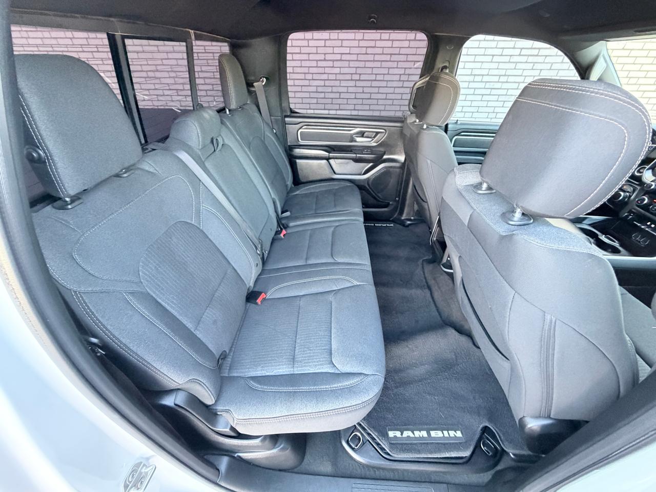 RAM 1500 Lone Star 4x2 Crew Cab 5'7" Box 2020