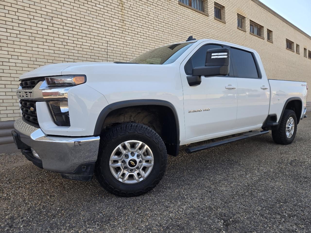 Chevrolet Silverado 2500HD LT Crew Cab 4WD 2023