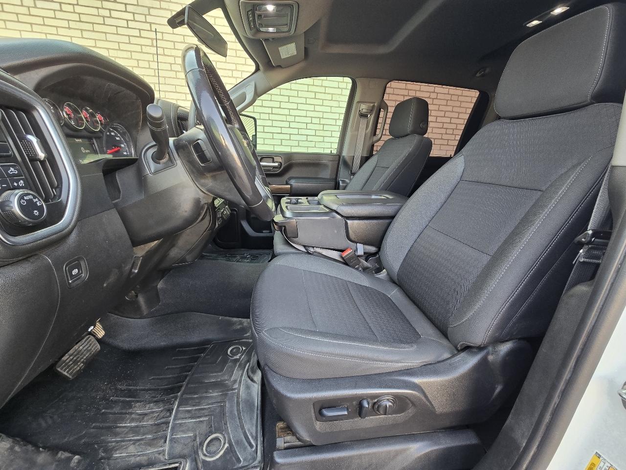Chevrolet Silverado 2500HD LT Crew Cab 4WD 2023