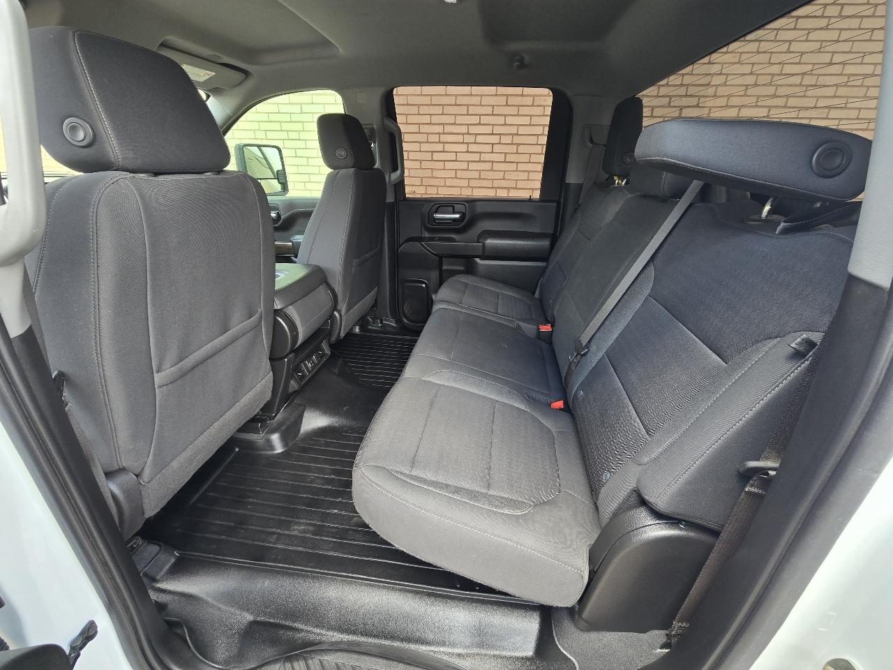 Chevrolet Silverado 2500HD LT Crew Cab 4WD 2023