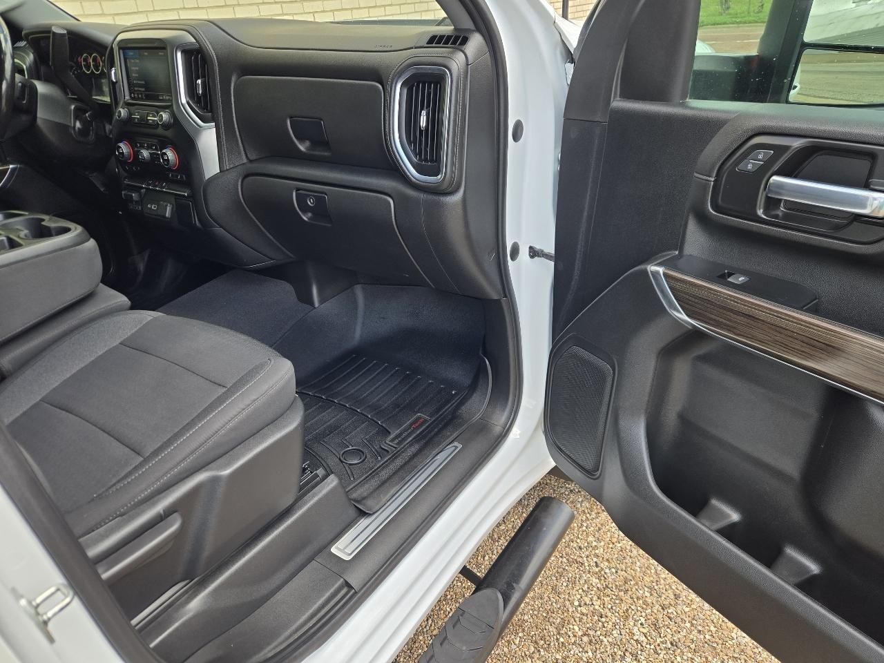 Chevrolet Silverado 2500HD LT Crew Cab 4WD 2023