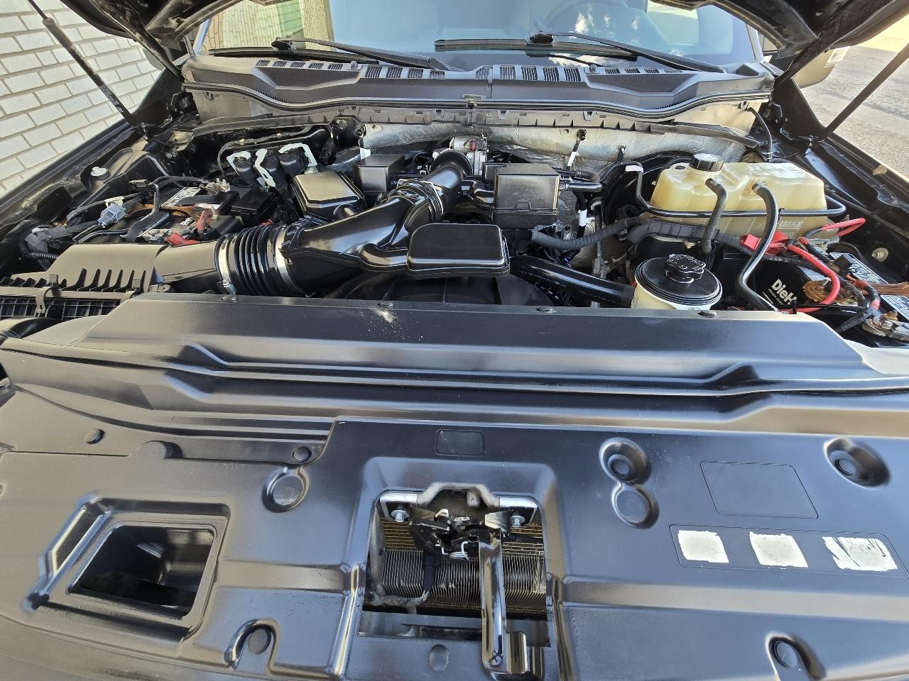 Ford Super Duty F-250 SRW XLT 4WD Crew Cab 8' Box 2022