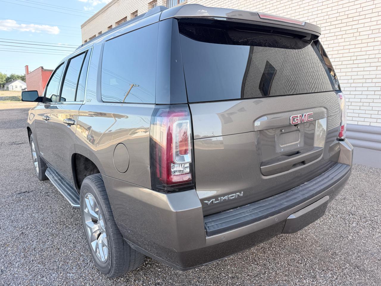 GMC Yukon 4WD 4dr SLT 2016