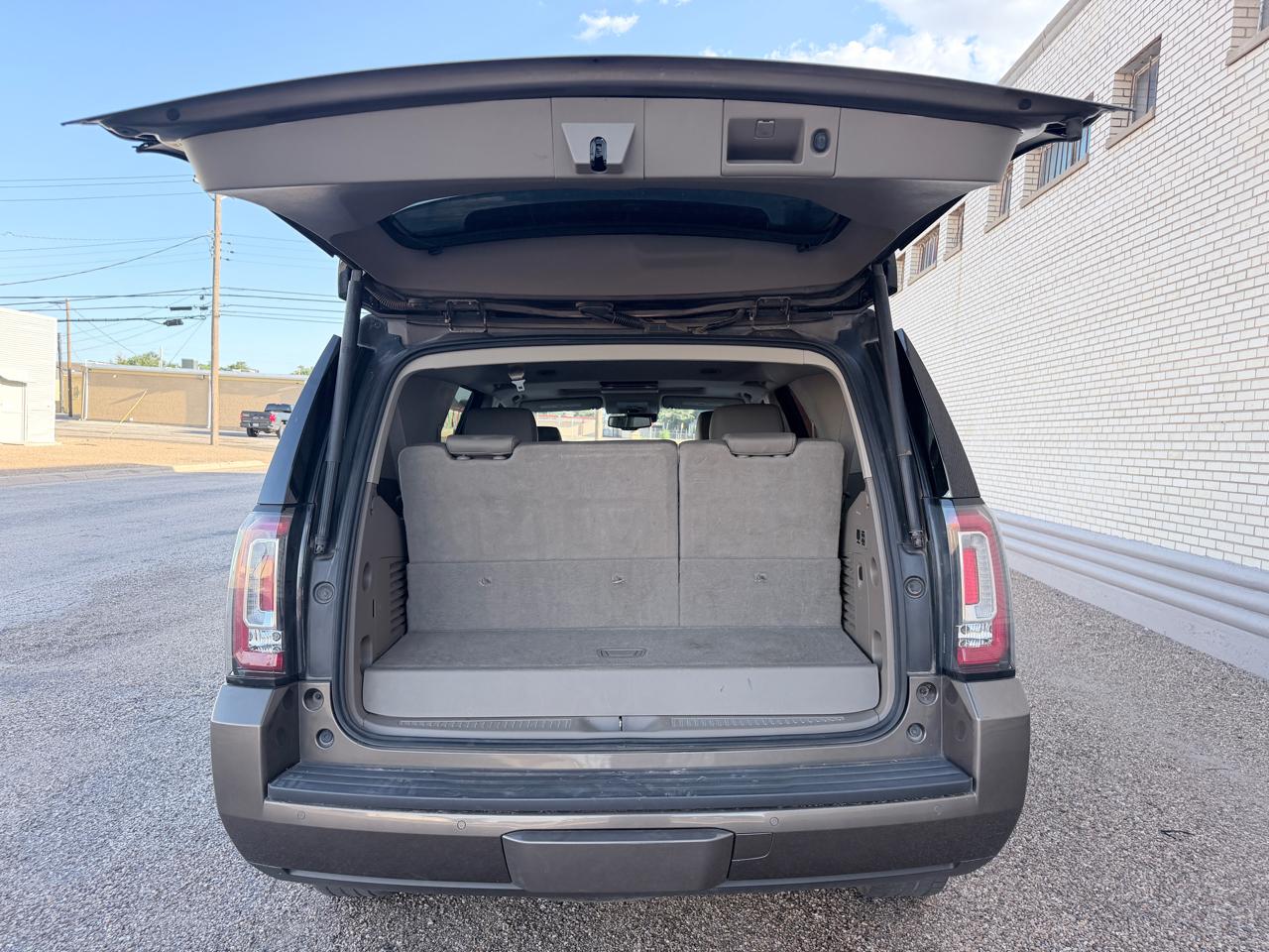GMC Yukon 4WD 4dr SLT 2016