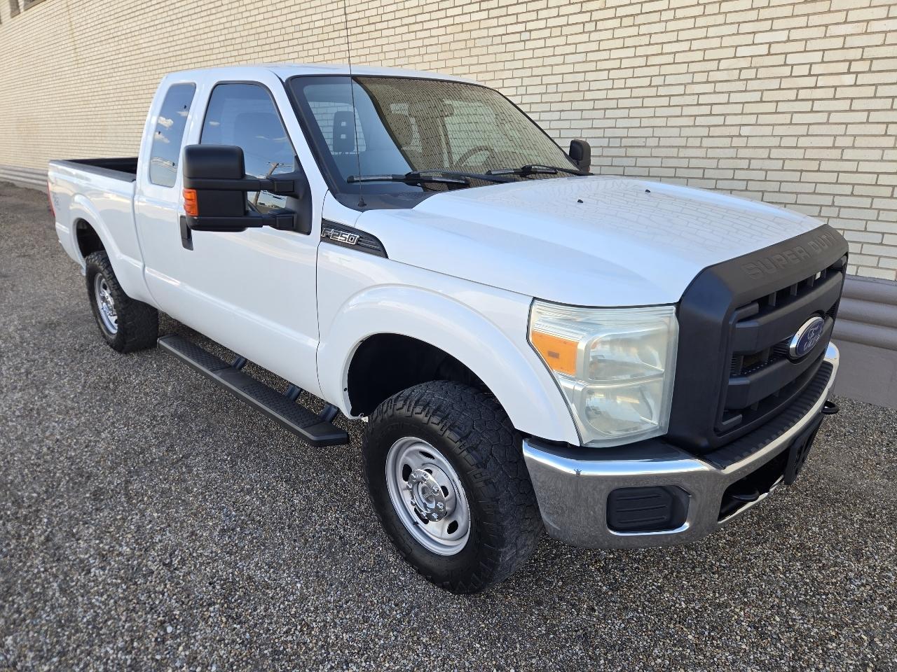 Ford Super Duty F-250 SRW XL 4WD SuperCab 6.75' Box 2016